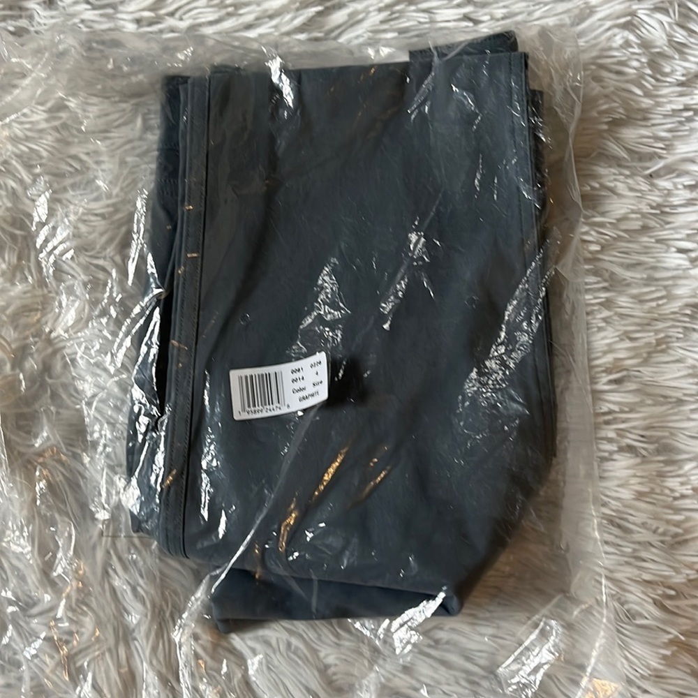 Eddie Bauer Women's Rainier Pants straight pant graphite size 4 - Picture 2 of 14